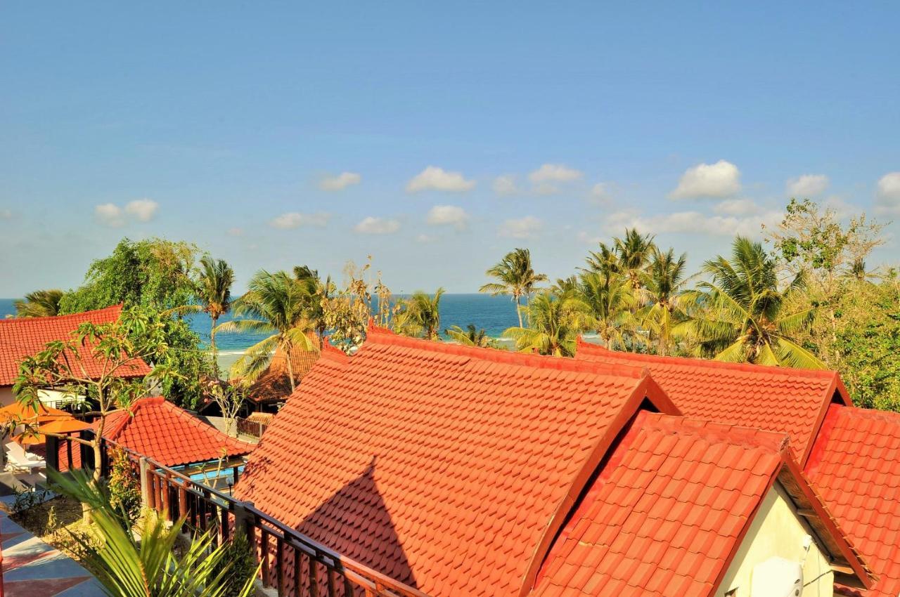 Surya Chandra Beach Bungalow Batununggul Exterior photo