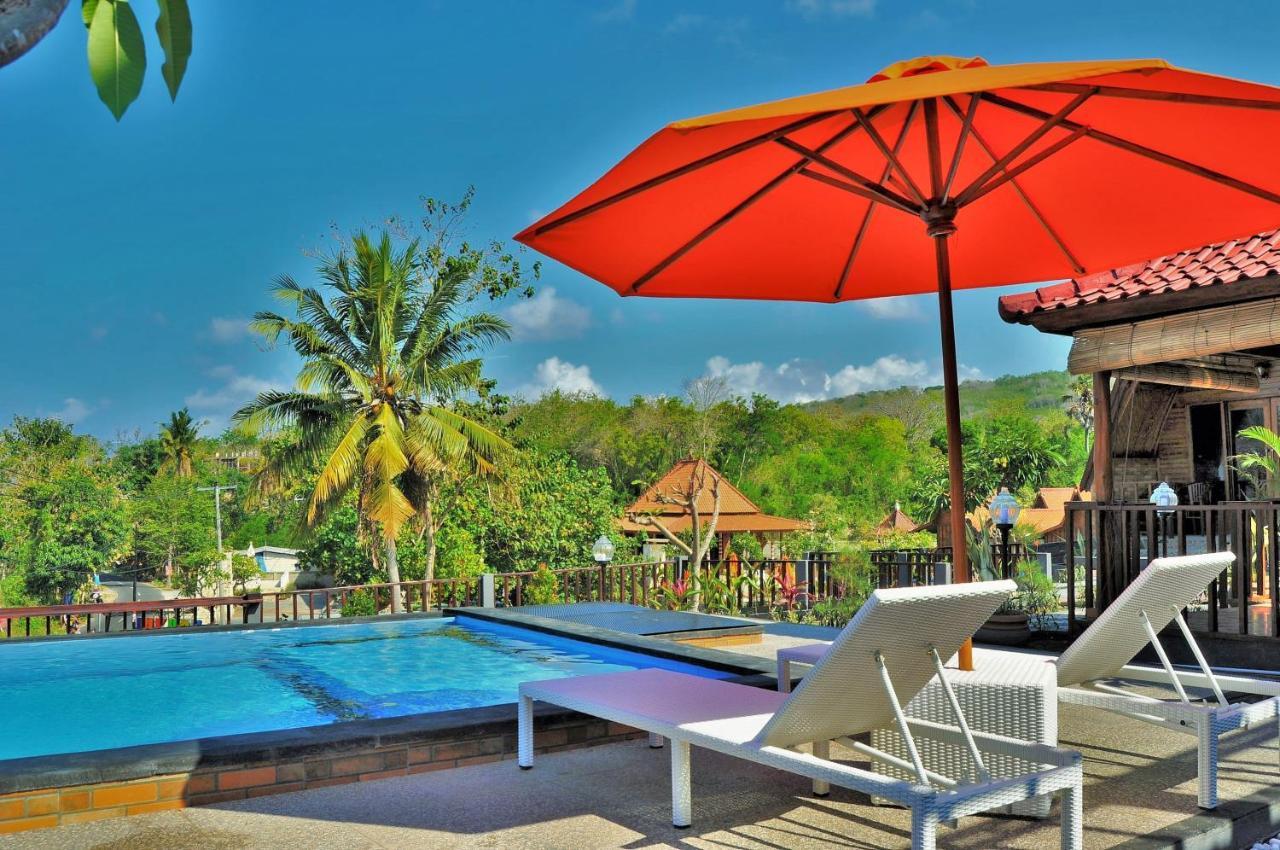 Surya Chandra Beach Bungalow Batununggul Exterior photo