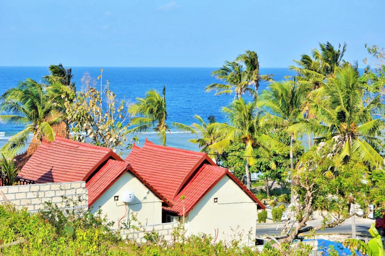 Surya Chandra Beach Bungalow Batununggul Exterior photo